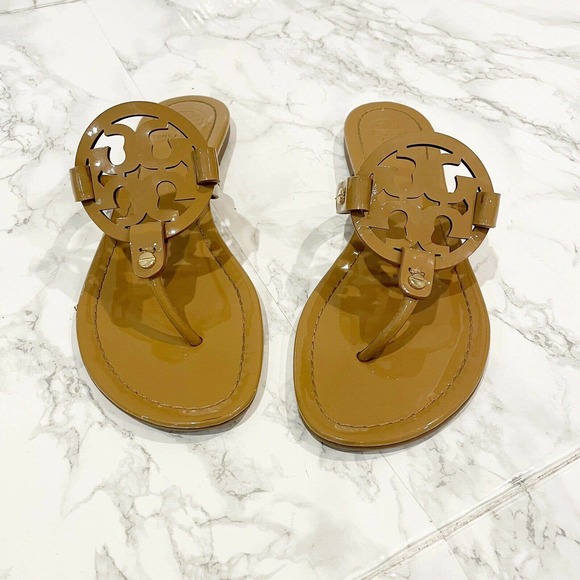 tory burch sand patent